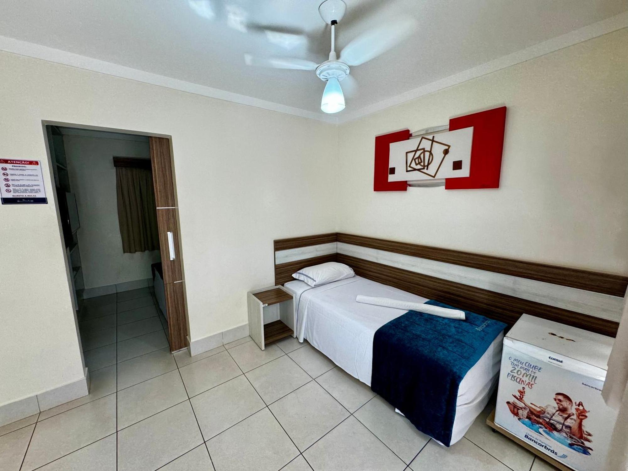 Di Roma Lacqua Caldas Novas Park 24H, Com Roupas De Cama E Banho Habitación foto